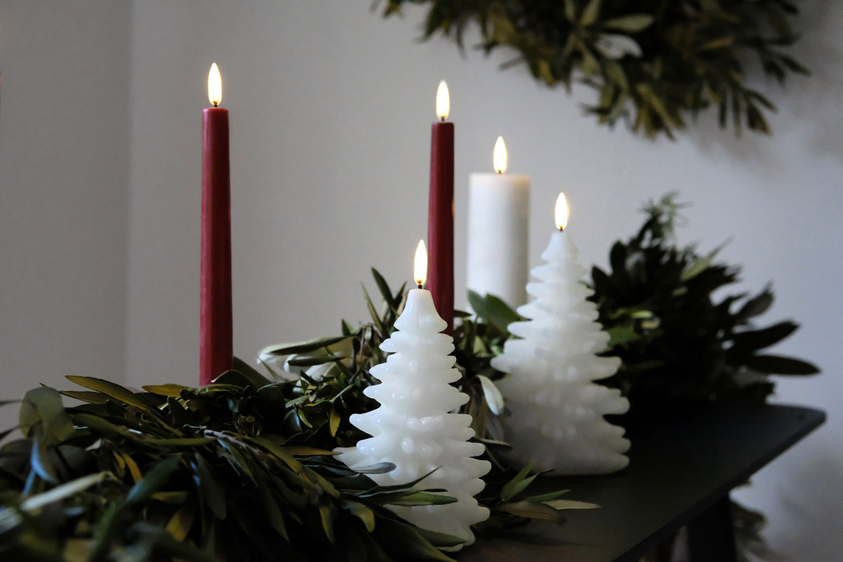 Uyuni Lighting Festive Christmas Tree Candles and Tapers