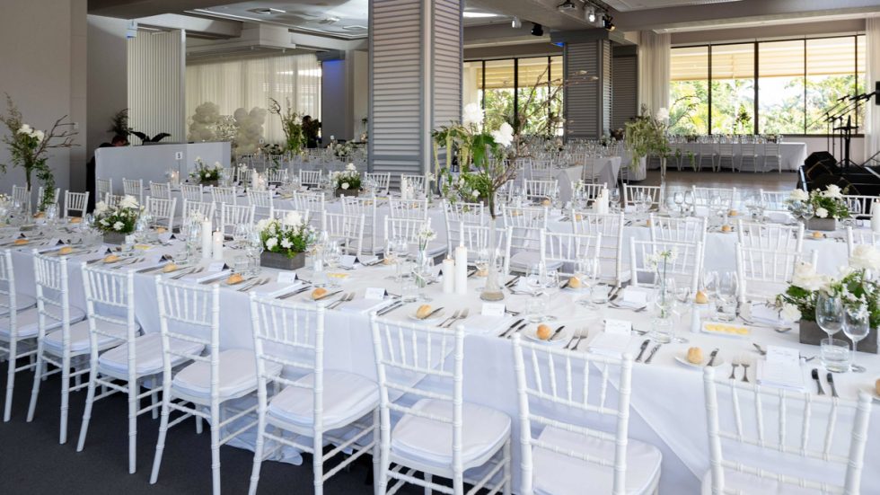 JW Marriott Long White Luncheon 2023 Room Setting featuring Uyuni Nordic White flameless candles