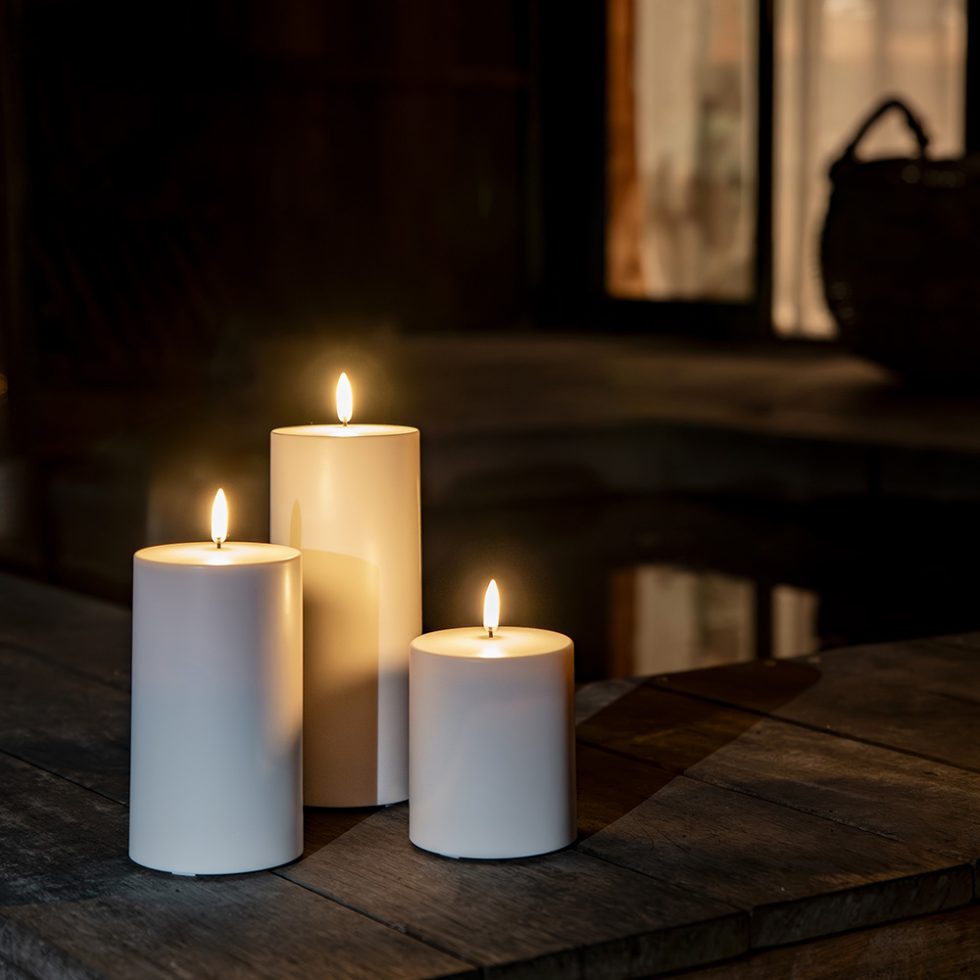 Trio of Uyuni outdoor flameless candles, set and forget